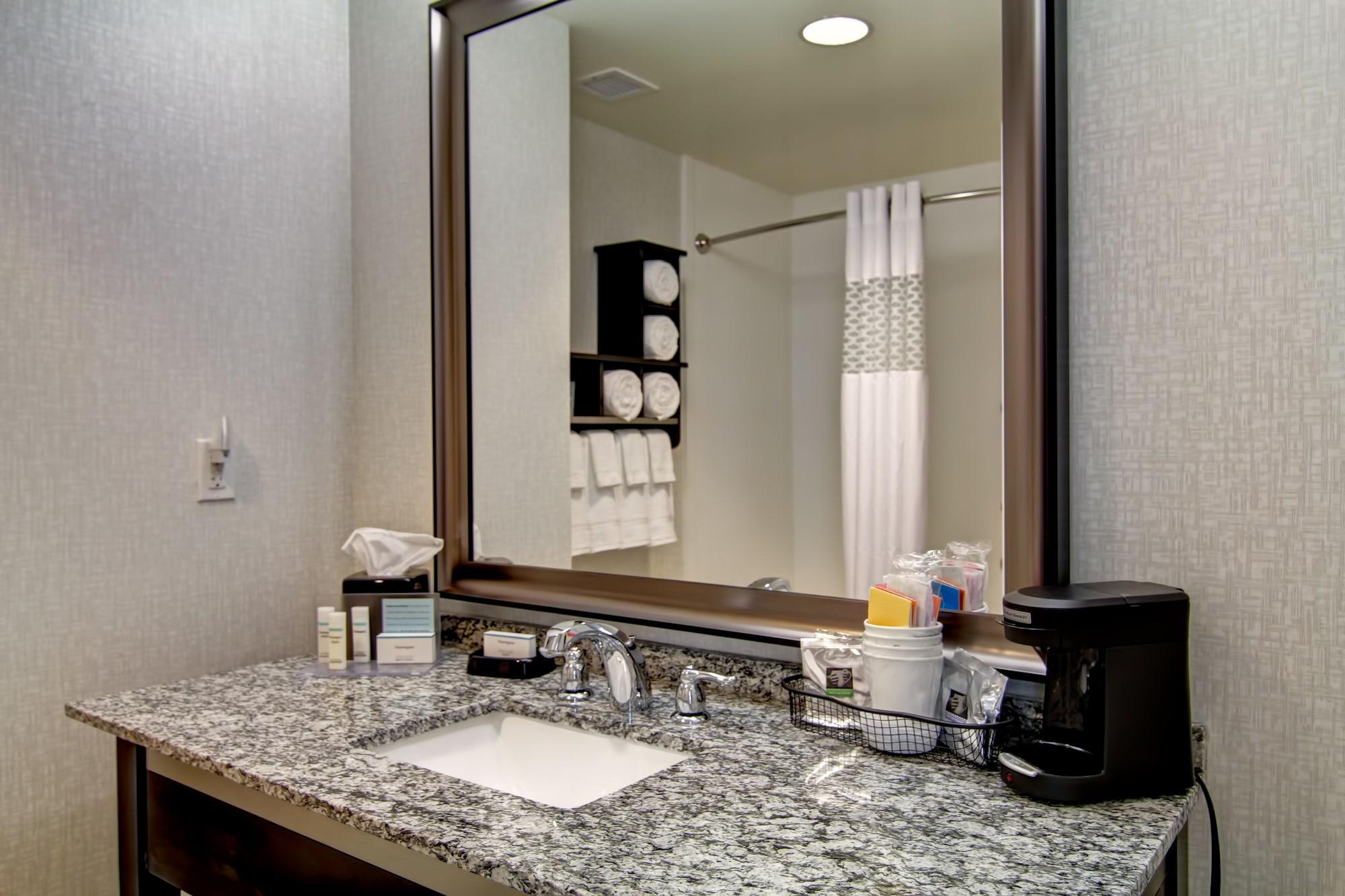 Hampton Inn And Suites Cincinnati - Downtown Eksteriør billede