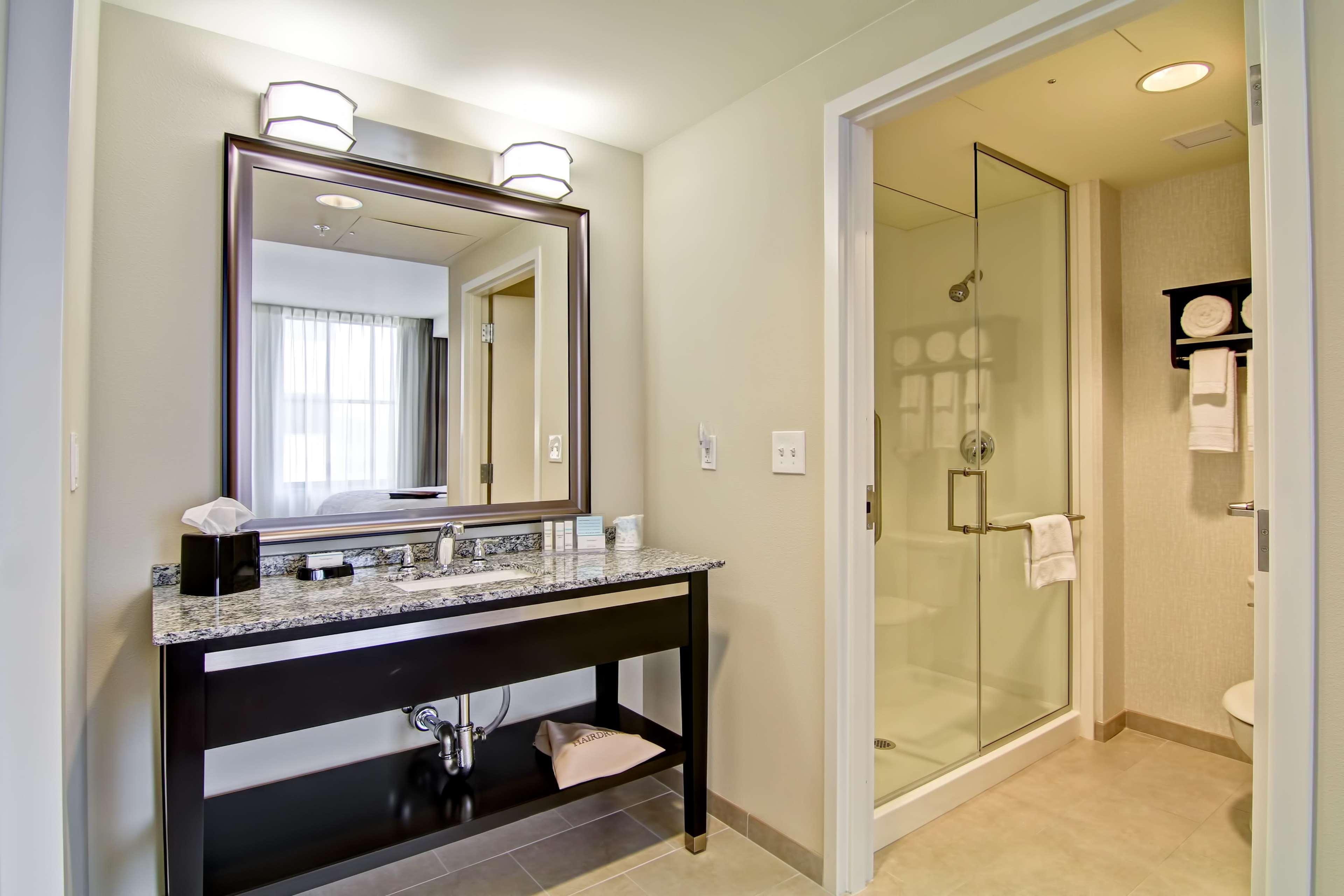 Hampton Inn And Suites Cincinnati - Downtown Eksteriør billede