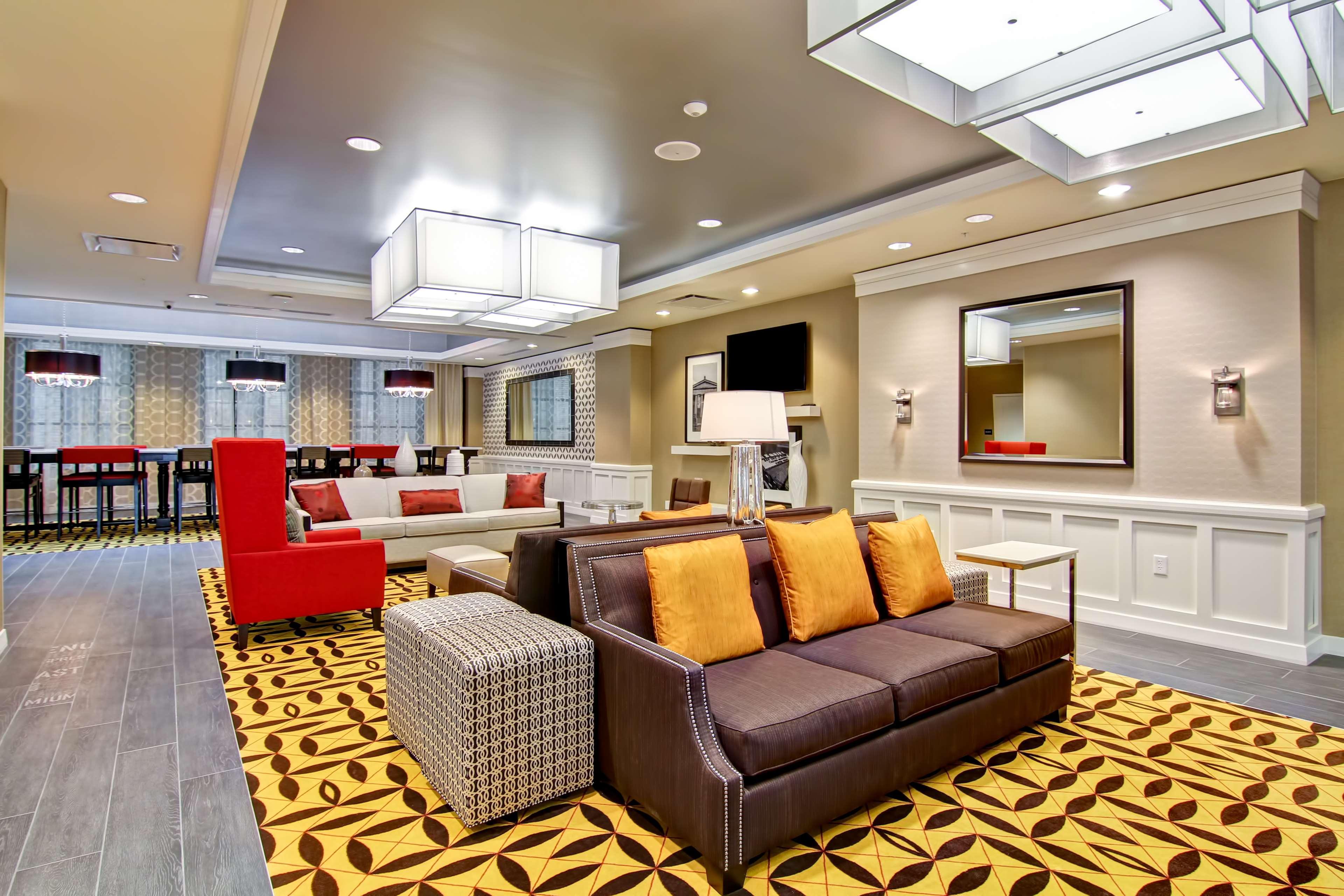 Hampton Inn And Suites Cincinnati - Downtown Eksteriør billede