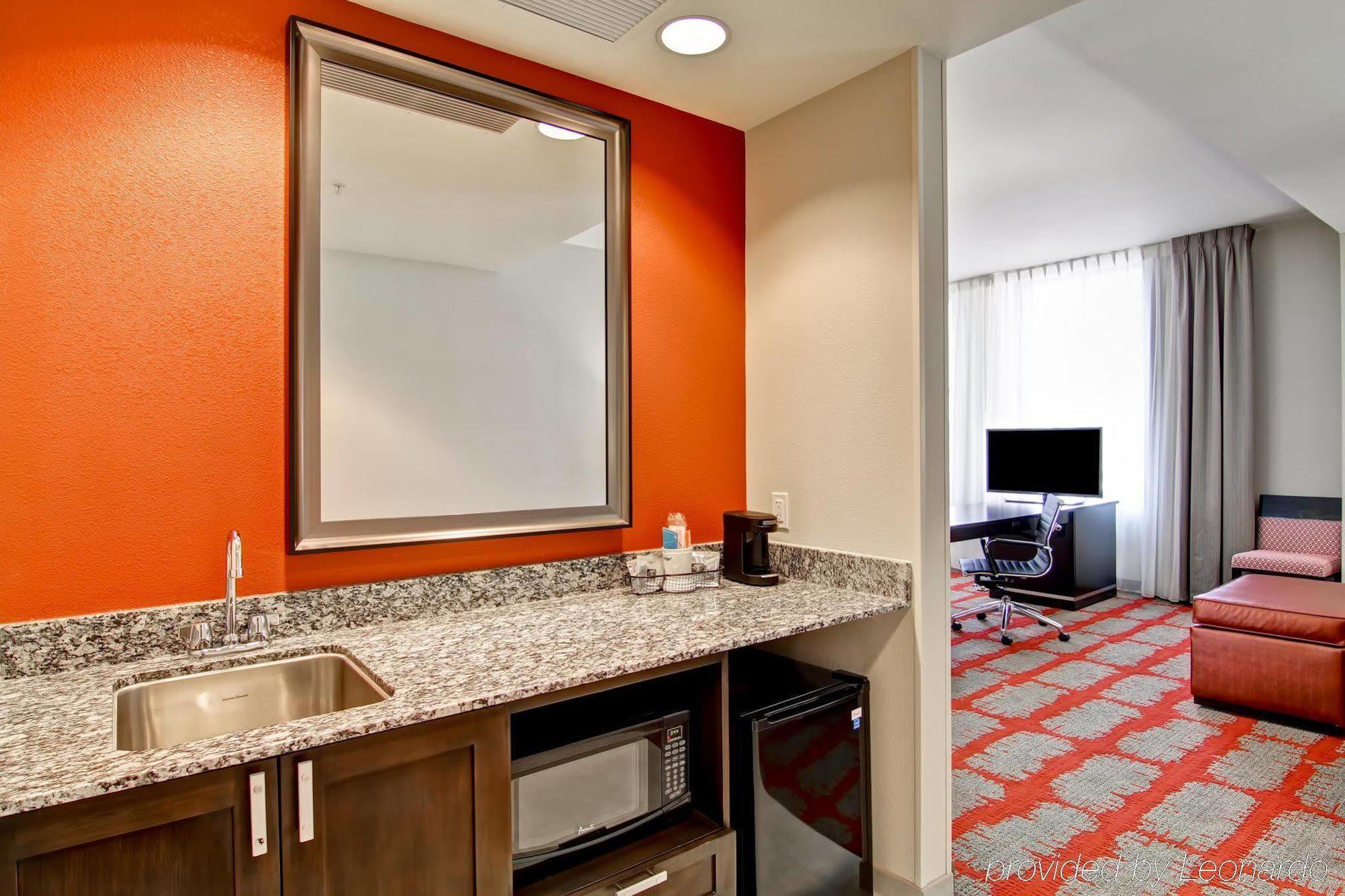 Hampton Inn And Suites Cincinnati - Downtown Eksteriør billede