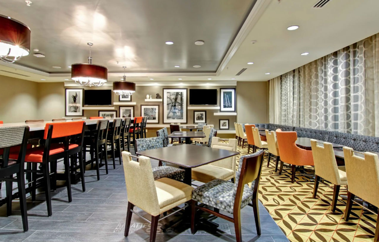 Hampton Inn And Suites Cincinnati - Downtown Eksteriør billede